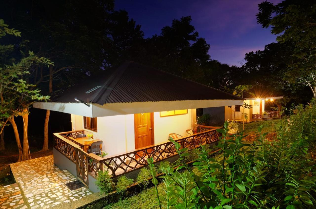Villa Khadine Grand Vista Resort Đảo Đảo Coron Ngoại thất bức ảnh