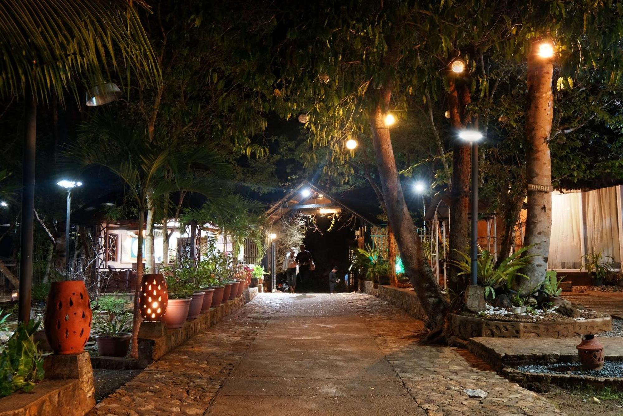 Villa Khadine Grand Vista Resort Đảo Đảo Coron Ngoại thất bức ảnh