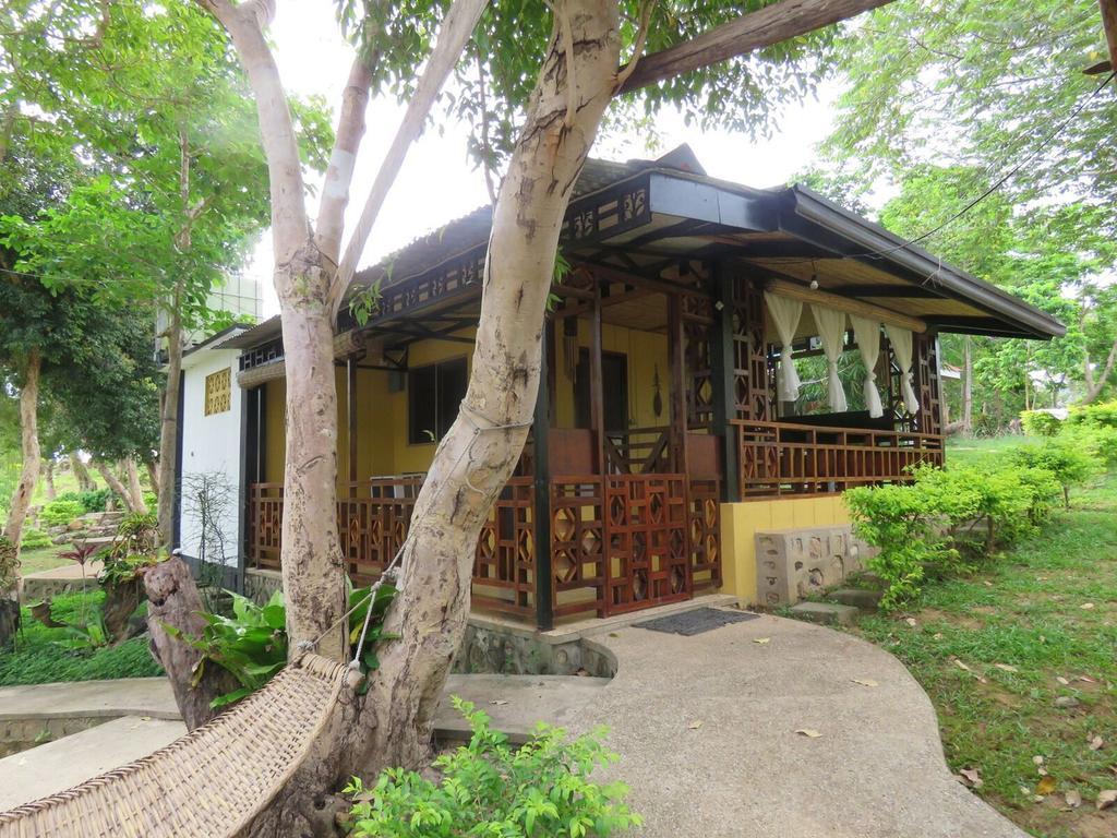 Villa Khadine Grand Vista Resort Đảo Đảo Coron Phòng bức ảnh