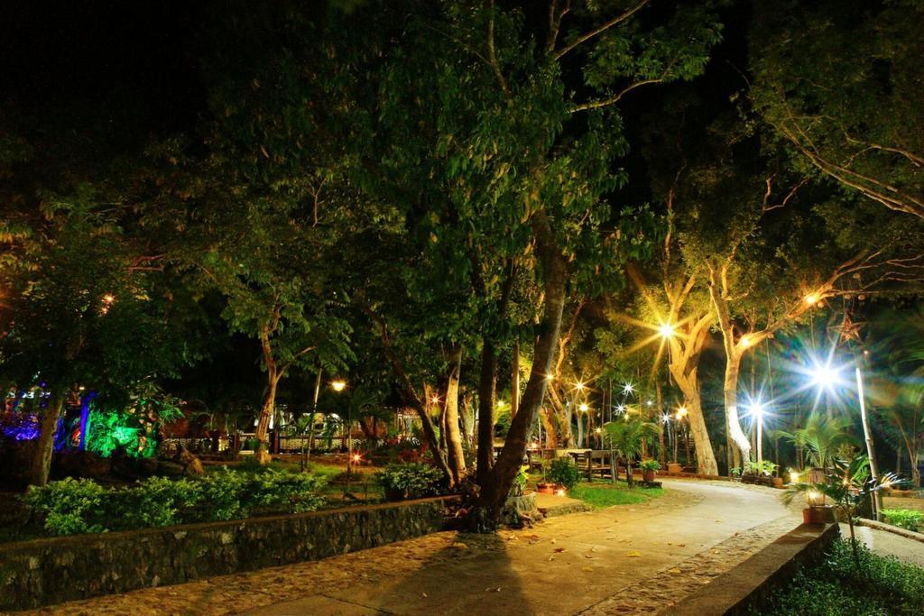 Villa Khadine Grand Vista Resort Đảo Đảo Coron Ngoại thất bức ảnh